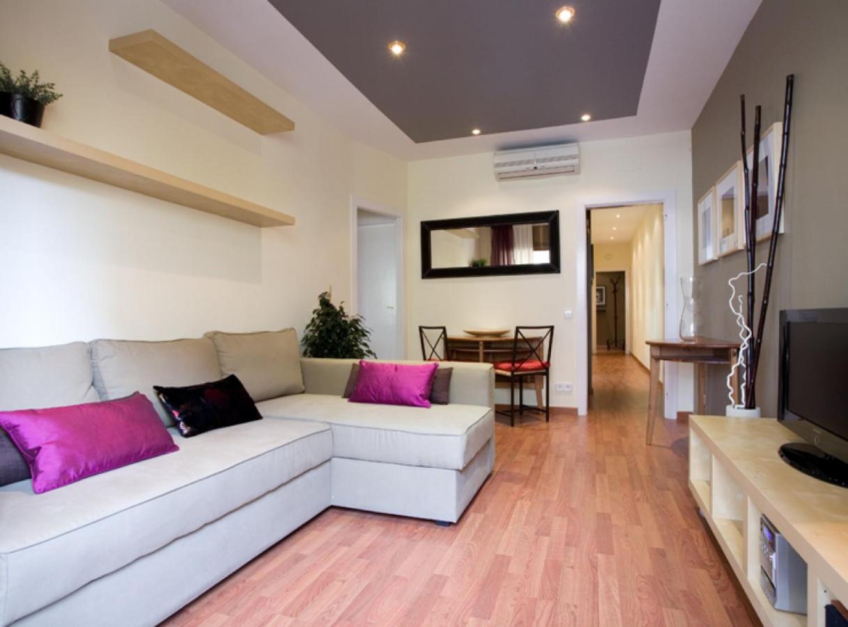Avinguda Gaudi Apartment 巴塞罗那 外观 照片